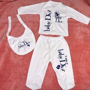 Baby clothes